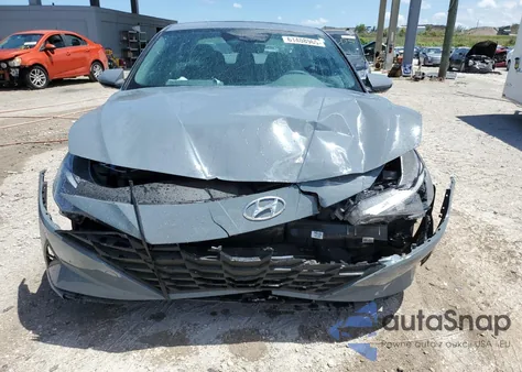 2023 Hyundai Elantra Sel z USA, uszkodzony, nr VIN KMHLM4AG8PU443838